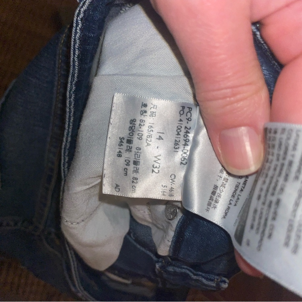 Levi's Signature Womens Dark Blue Capri Jeans Size 32/14 - Picture 5 of 5